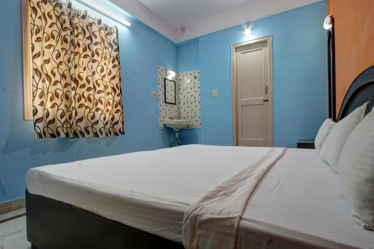 Spot On Radha Krishna Deluxe Lodge Near Cubbon Park Бангалор Экстерьер фото