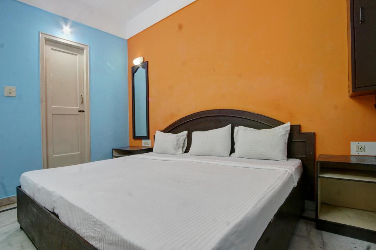 Spot On Radha Krishna Deluxe Lodge Near Cubbon Park Бангалор Экстерьер фото